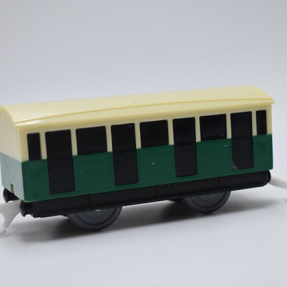 Mighty Mac Coach Car Non-Motorized for Thomas and Friends Trackmaster2006 - Picture 5 of 6
